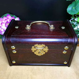 傳統工藝的典雅守護 血檀木全榫卯首飾盒